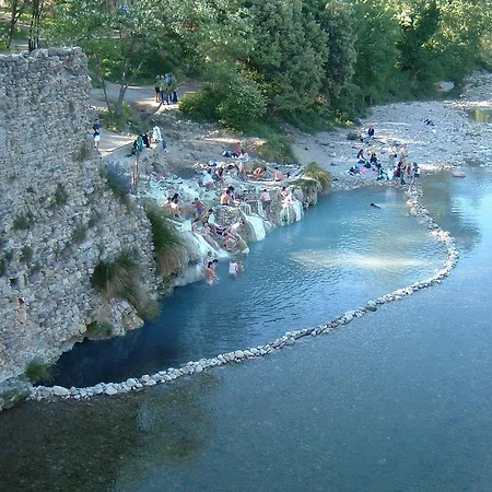 Landhaus Agriturismo Il Casalino Pari