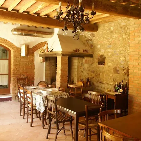 Agriturismo Il Casalino Pari