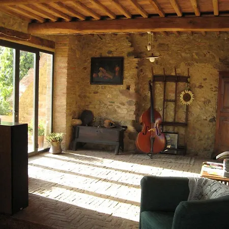 Agriturismo Il Casalino Pari