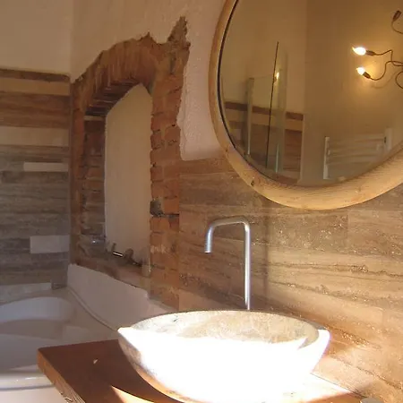 Agriturismo Il Casalino Pari